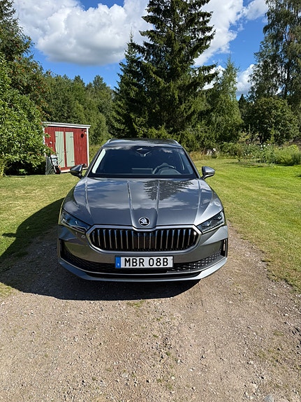 Skoda Superb 5 of 8