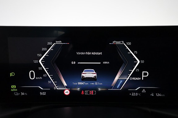 BMW i4 16 of 30