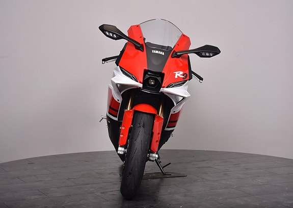 Yamaha R9 70TH Anniversary /Provkörd 200 mil/spara 20 000 kr/ 1ex 2 of 19