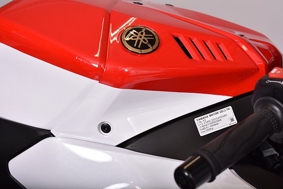 Yamaha R9 70TH Anniversary /Provkörd 200 mil/spara 20 000 kr/ 1ex 12 of 19