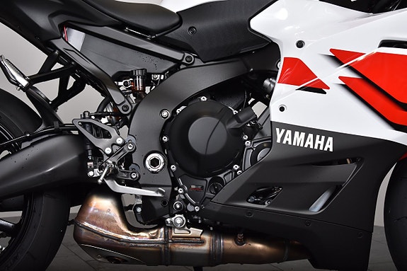 Yamaha R9 70TH Anniversary /Provkörd 200 mil/spara 20 000 kr/ 1ex 10 of 19