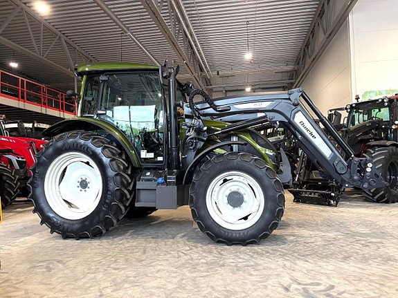 Valtra A115 HiTech / Lastare / skogsutrustad 7 of 12