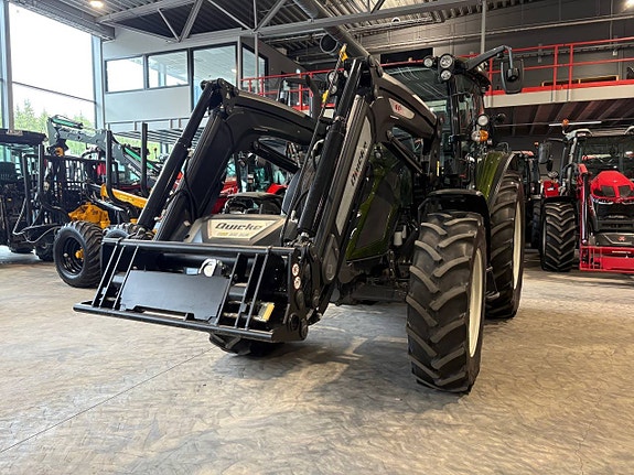 Valtra A115 HiTech / Lastare / skogsutrustad 3 of 12