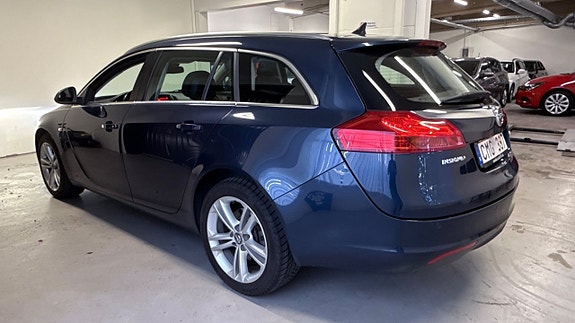 Opel Insignia 4 of 19