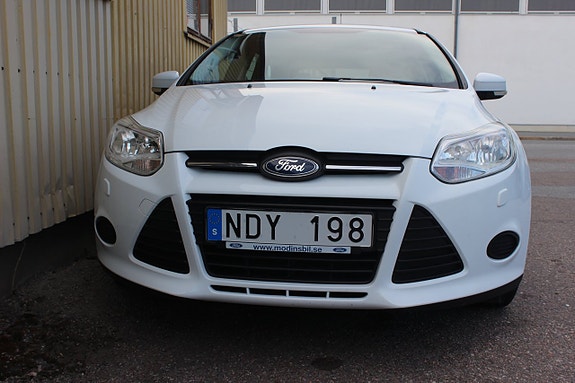 Ford Focus 7 of 14