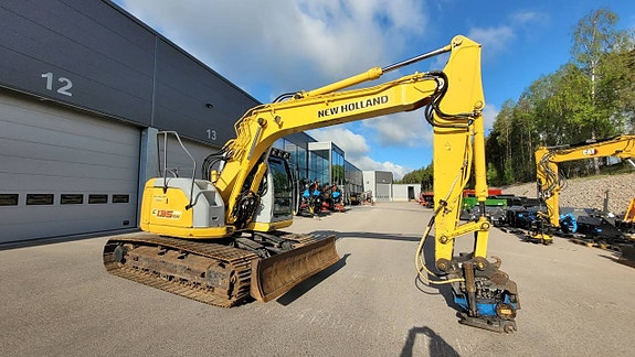 New Holland / Kobelco E135SR 5 of 12