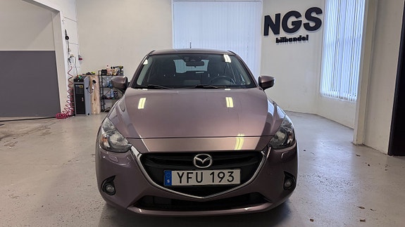 Mazda 2 2 of 15