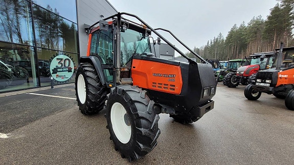 Valtra Valmet 6400 / Skogsskydd 5 of 12