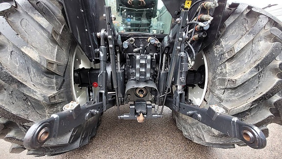 Valtra Valmet 6400 / Skogsskydd 11 of 12