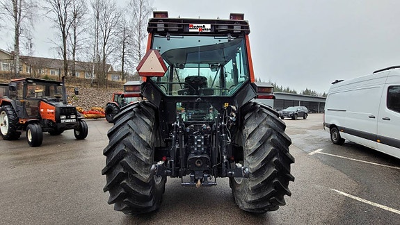 Valtra Valmet 6400 / Skogsskydd 9 of 12
