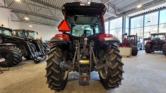 Valtra A85 HiTech / Lastare 9 of 12