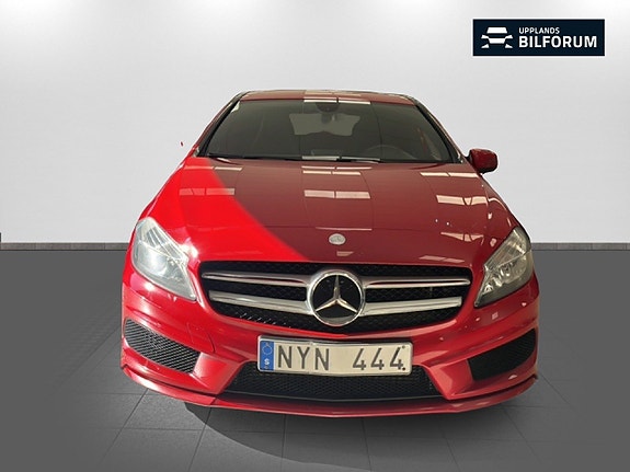 Mercedes-Benz A180 3 of 17