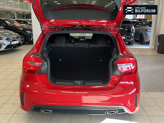 Mercedes-Benz A180 14 of 17