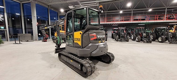 Volvo ECR58F / Steelwrist X07 10 of 12