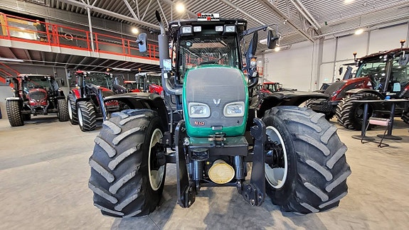 Valtra N142 Direct / TwinTrac / Frontlyft / Front PTO 4 of 12