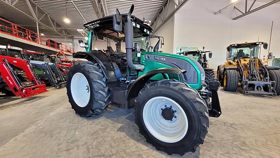 Valtra N142 Direct / TwinTrac / Frontlyft / Front PTO 6 of 12