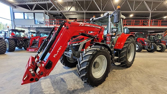 Massey Ferguson 5S.145 / Lastare / 615 timmar 2 of 12