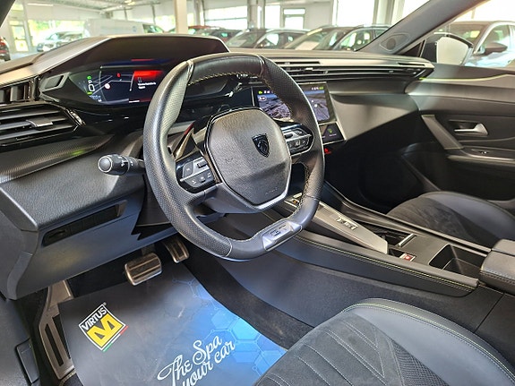 Peugeot 308 SW 17 of 22