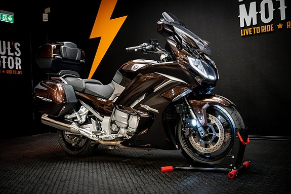 Yamaha FJR1300AS 2 of 15