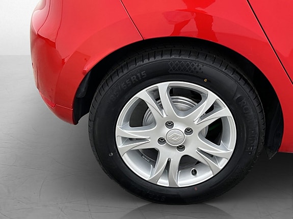 Renault Clio 25 of 26