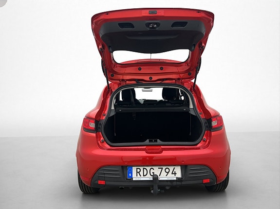 Renault Clio 22 of 26