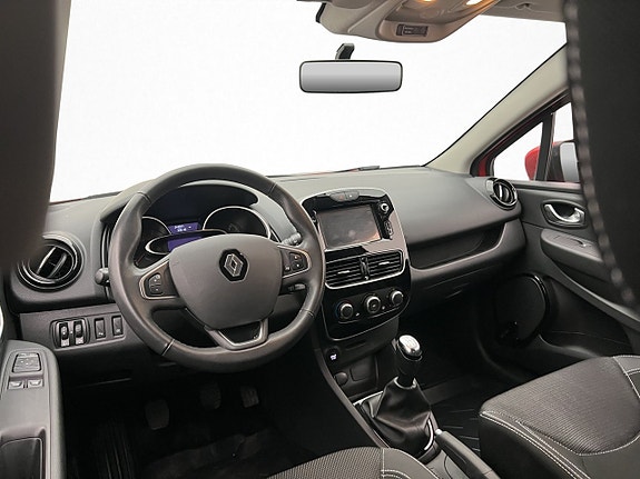 Renault Clio 12 of 26