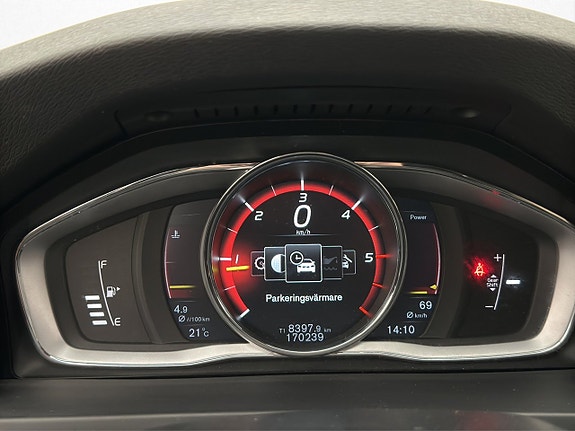 Volvo V60 14 of 29
