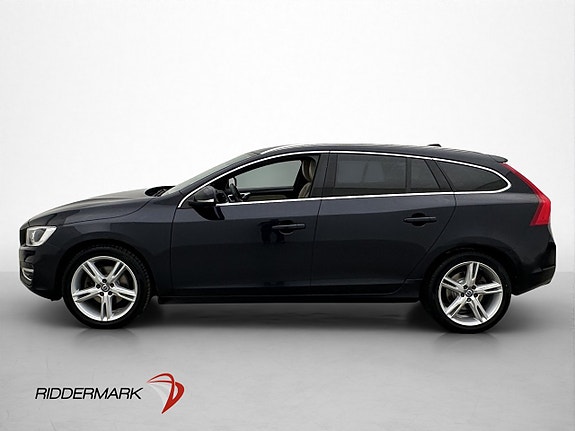 Volvo V60 2 of 29