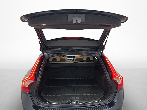 Volvo V60 22 of 29