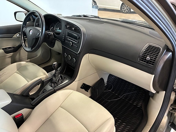 Saab 9-3 17 of 18