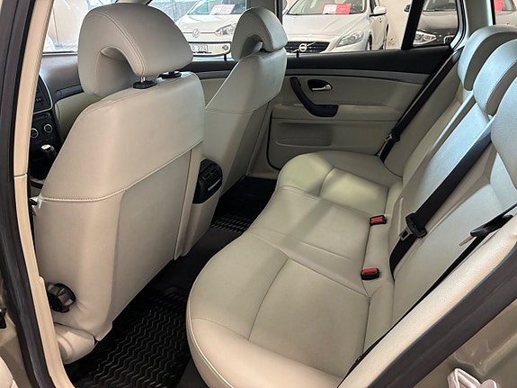 Saab 9-3 13 of 18
