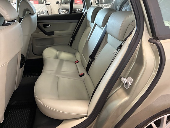 Saab 9-3 12 of 18