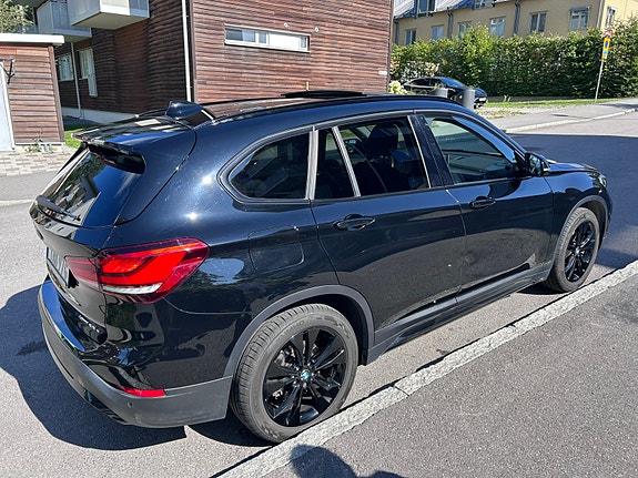 BMW X1 2 of 7