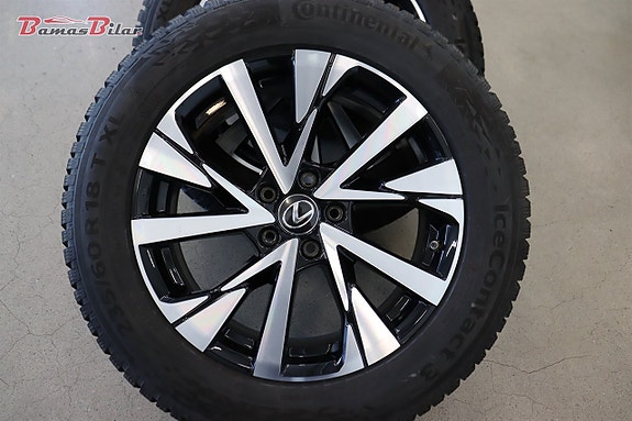 Lexus NX350h 24 of 25