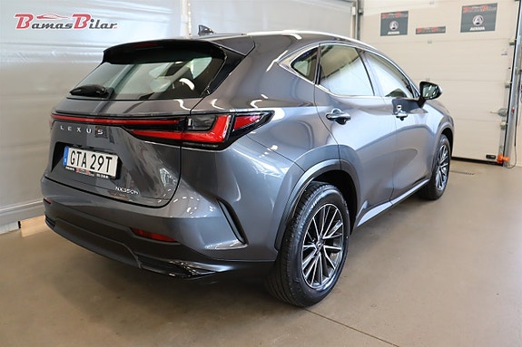 Lexus NX350h 5 of 25