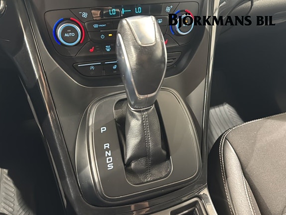 Ford Kuga 12 of 15