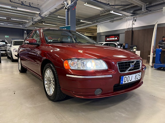 Volvo S60 5 of 27