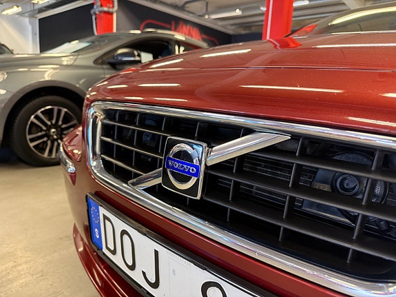 Volvo S60 12 of 27