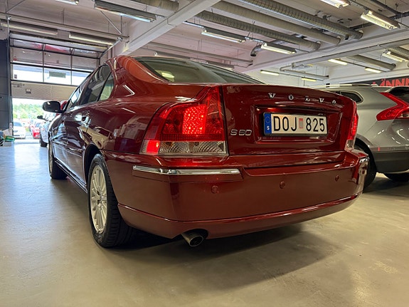 Volvo S60 8 of 27