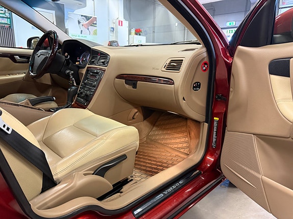 Volvo S60 22 of 27