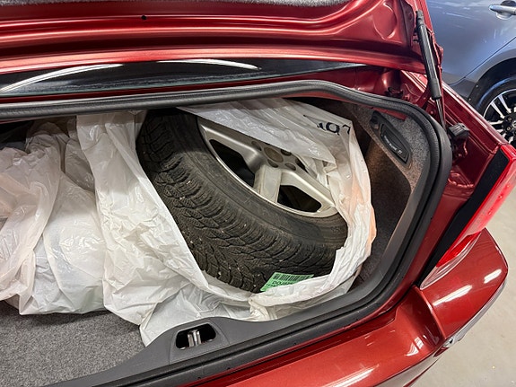 Volvo S60 26 of 27