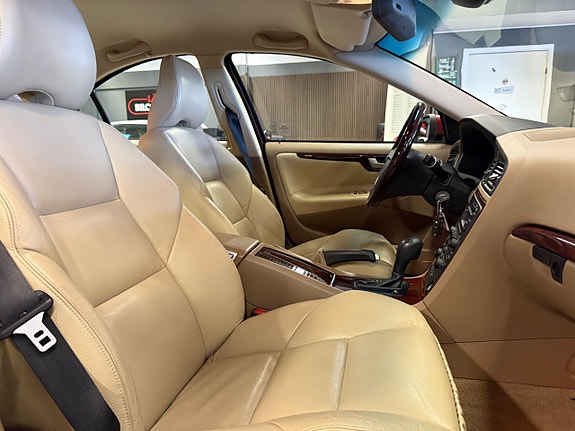 Volvo S60 23 of 27