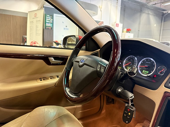 Volvo S60 24 of 27