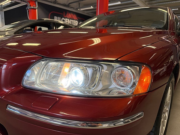 Volvo S60 13 of 27