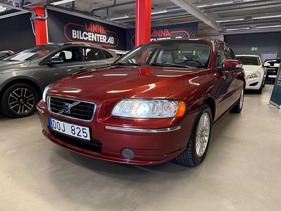 Volvo S60 3 of 27