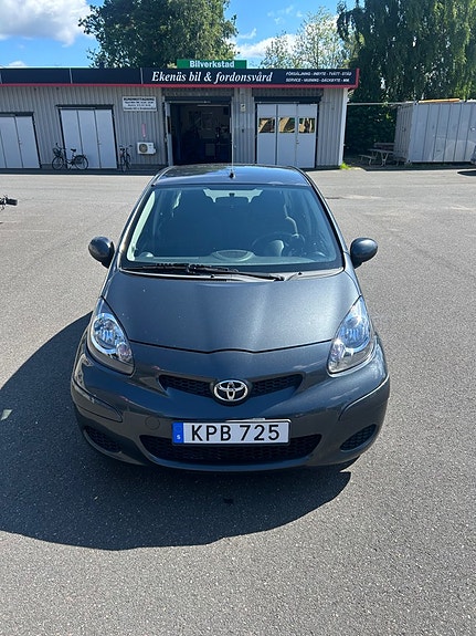 Toyota Aygo 6 of 19