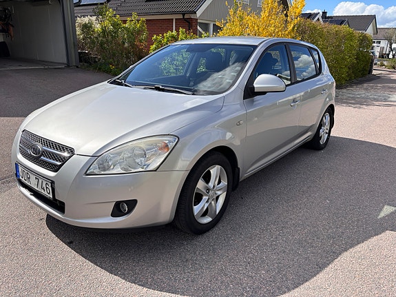 Kia Ceed 5 of 12