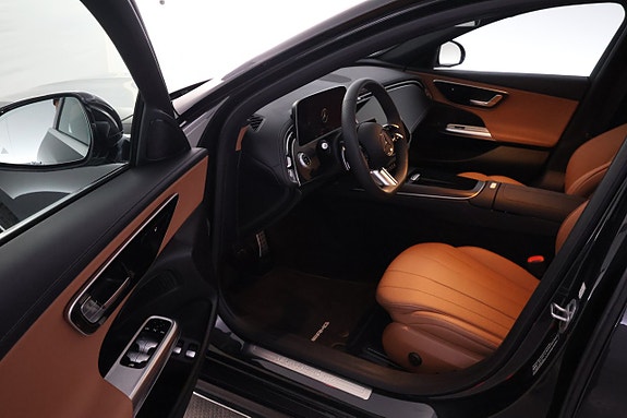 Mercedes-Benz E300 e 9 of 15