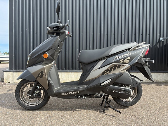 Suzuki Avenis 125