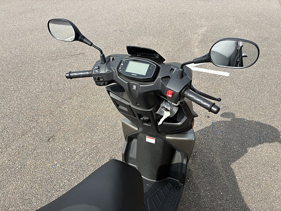 Suzuki Avenis 125 5 of 7